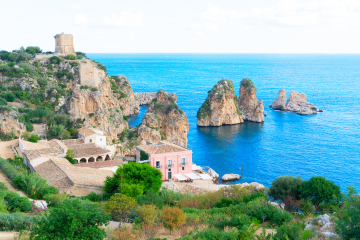 Borghi siciliani: viaggio nei gioielli nascosti tra storia, panorami e tradizioni autentiche