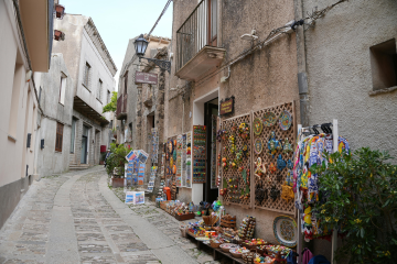 Erice cosa vedere: guida al borgo medievale sopra Trapani - 1