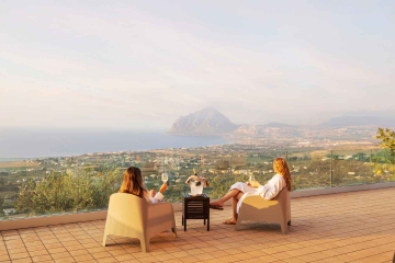 Weekend benessere in Sicilia: come organizzarlo tra spa, borghi e mare
